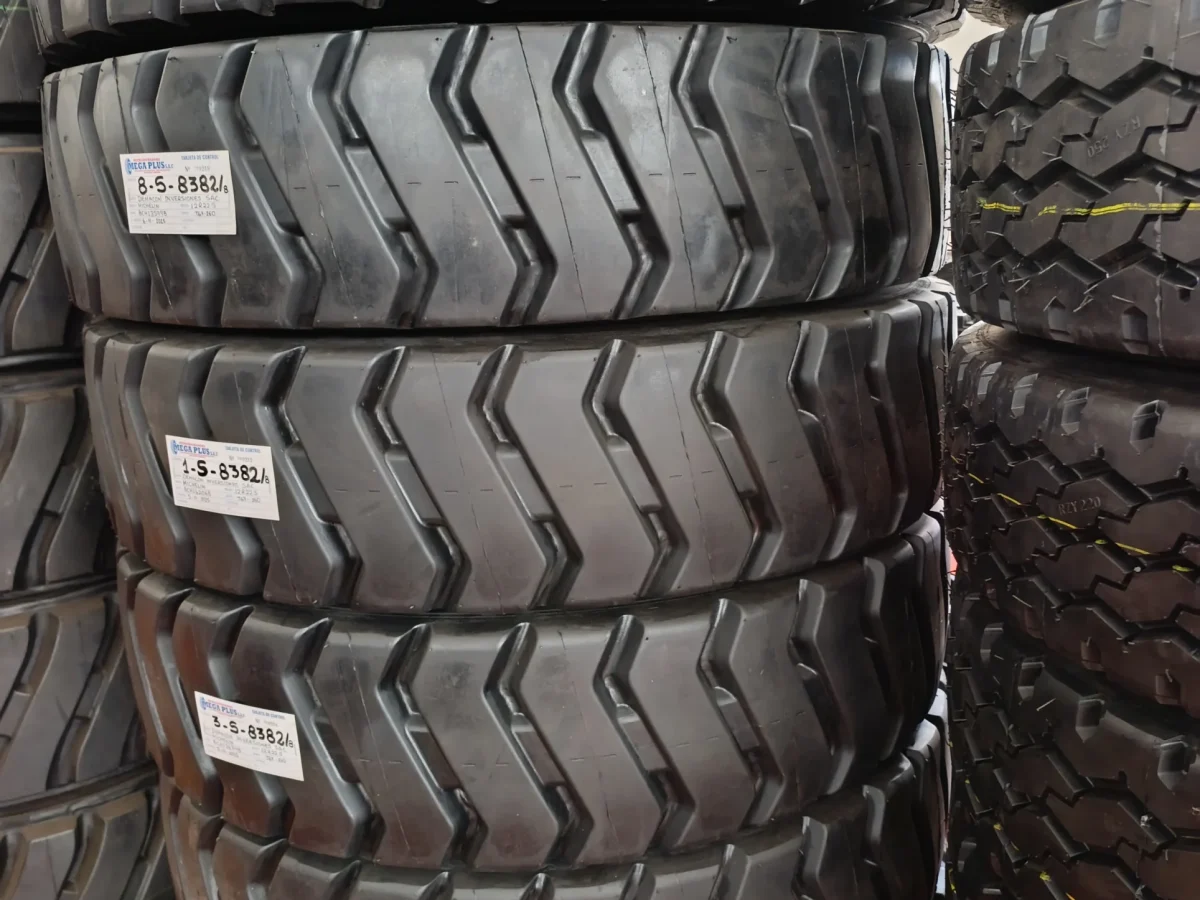 Reencauche de llantas para Bus y Camiones (6)